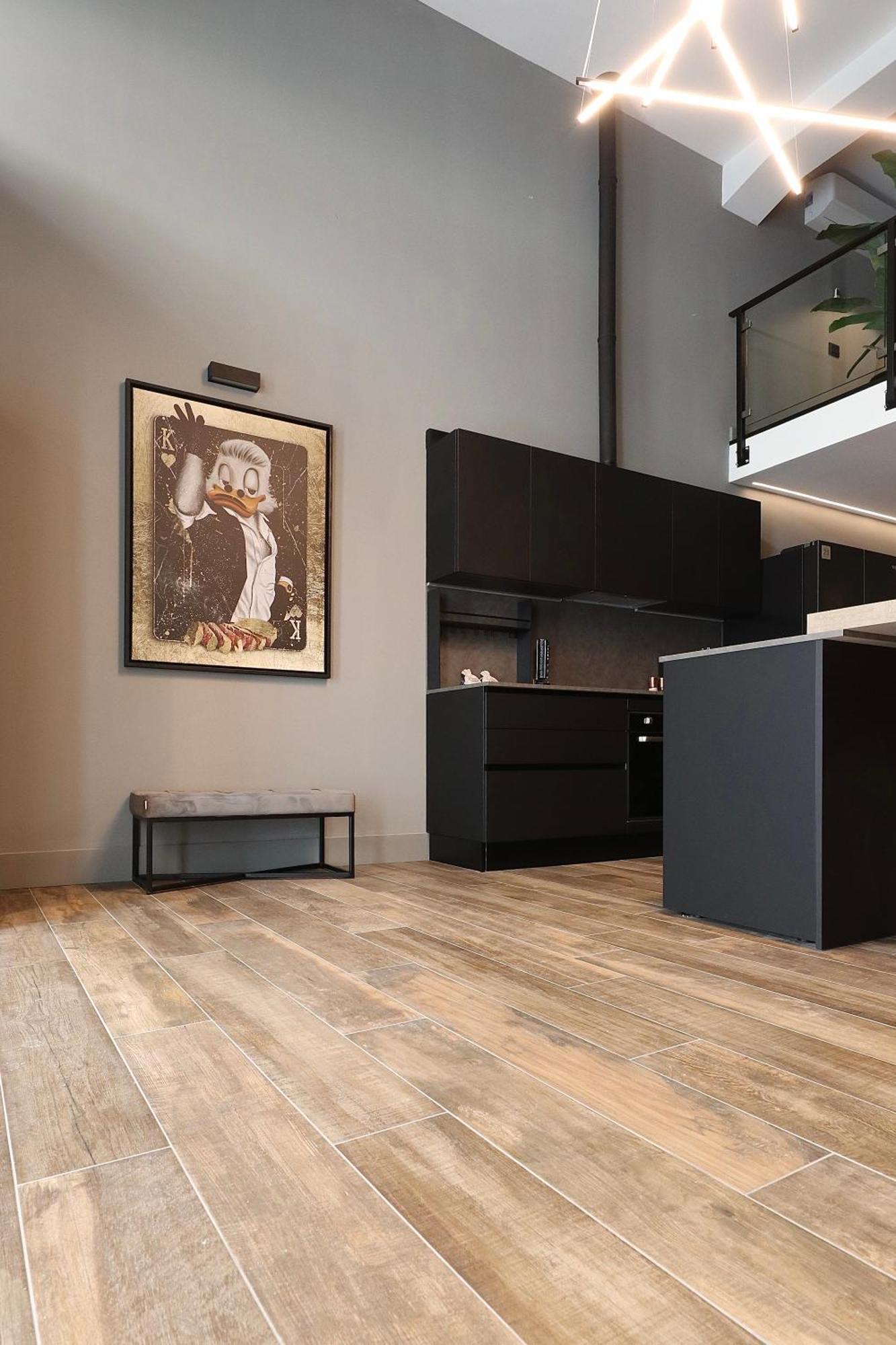 180 M2! Apartment